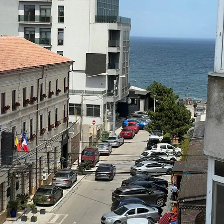 Apartment Plaja Modern